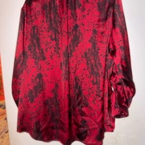 Simply Vera Vera Wang Red and Black Animal Print Top